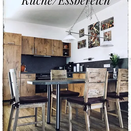 Seeblick Apartment *